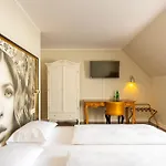 Hotel Calmo