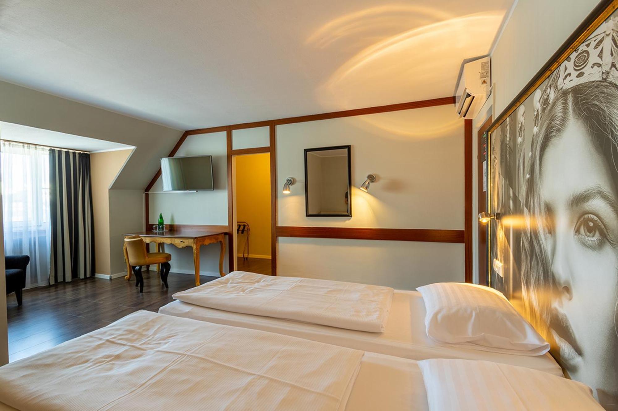 Calmo Hotel